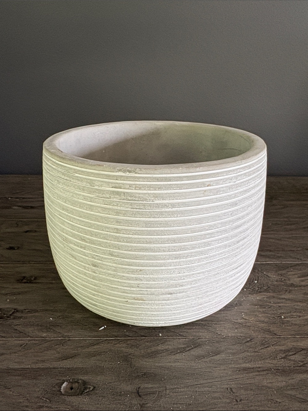 Mainstays Ribbed Ceramic Planter - White